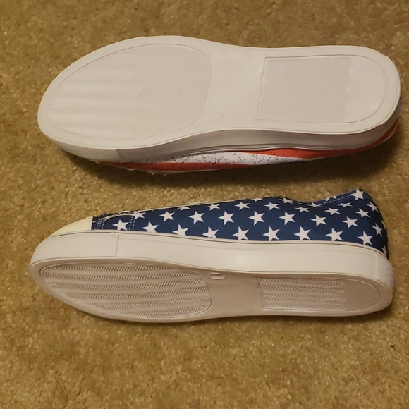 Shoes - Picture 3 of 3